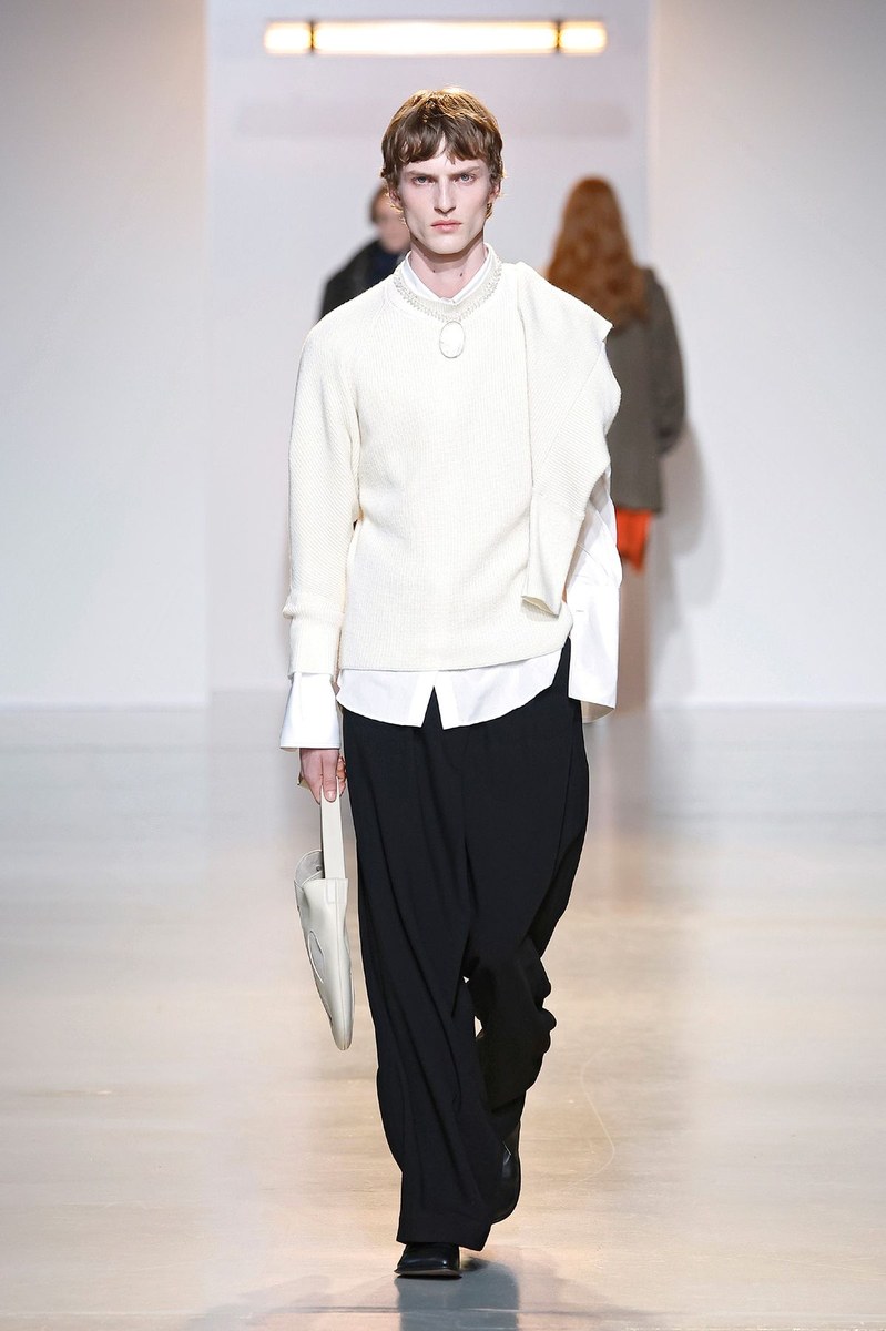 Look 11