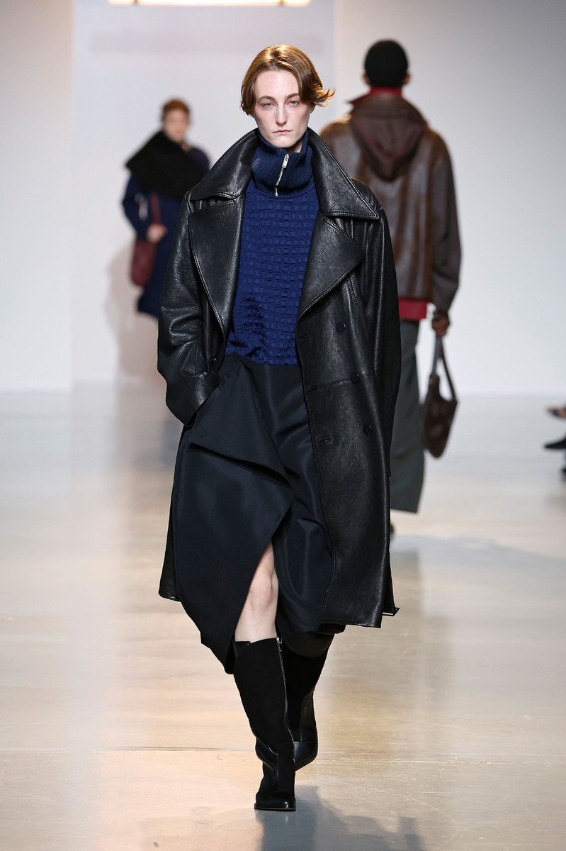 Look 12