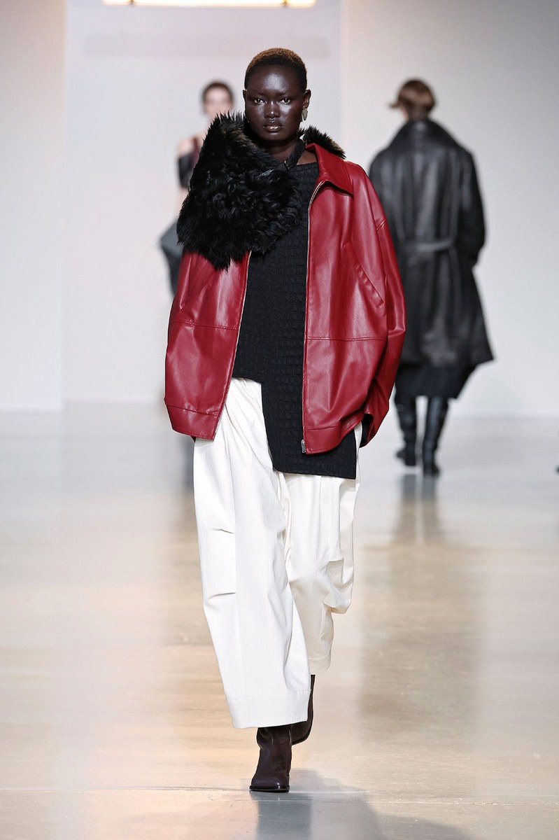 Look 14