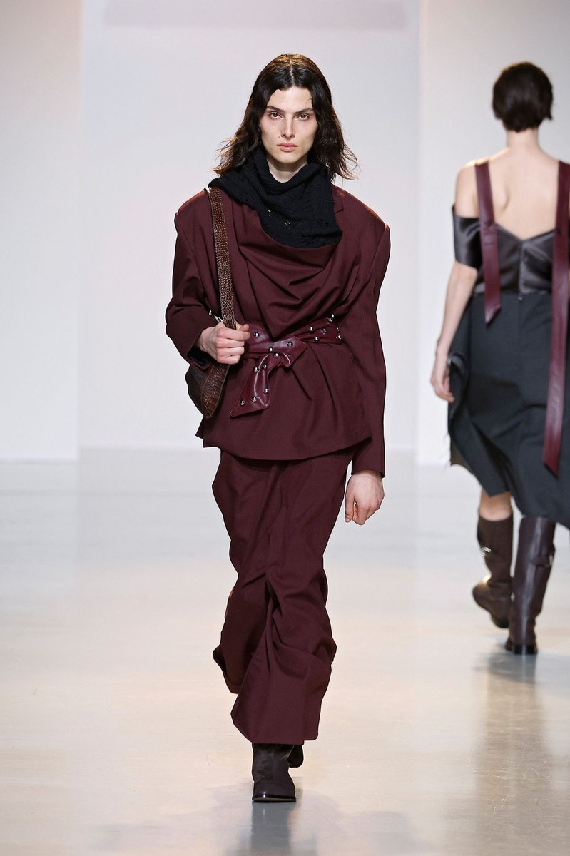 Look 17