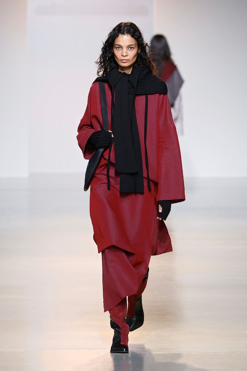 Look 18
