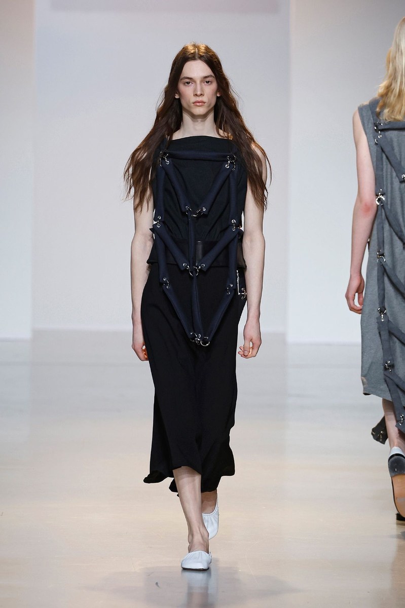Look 28