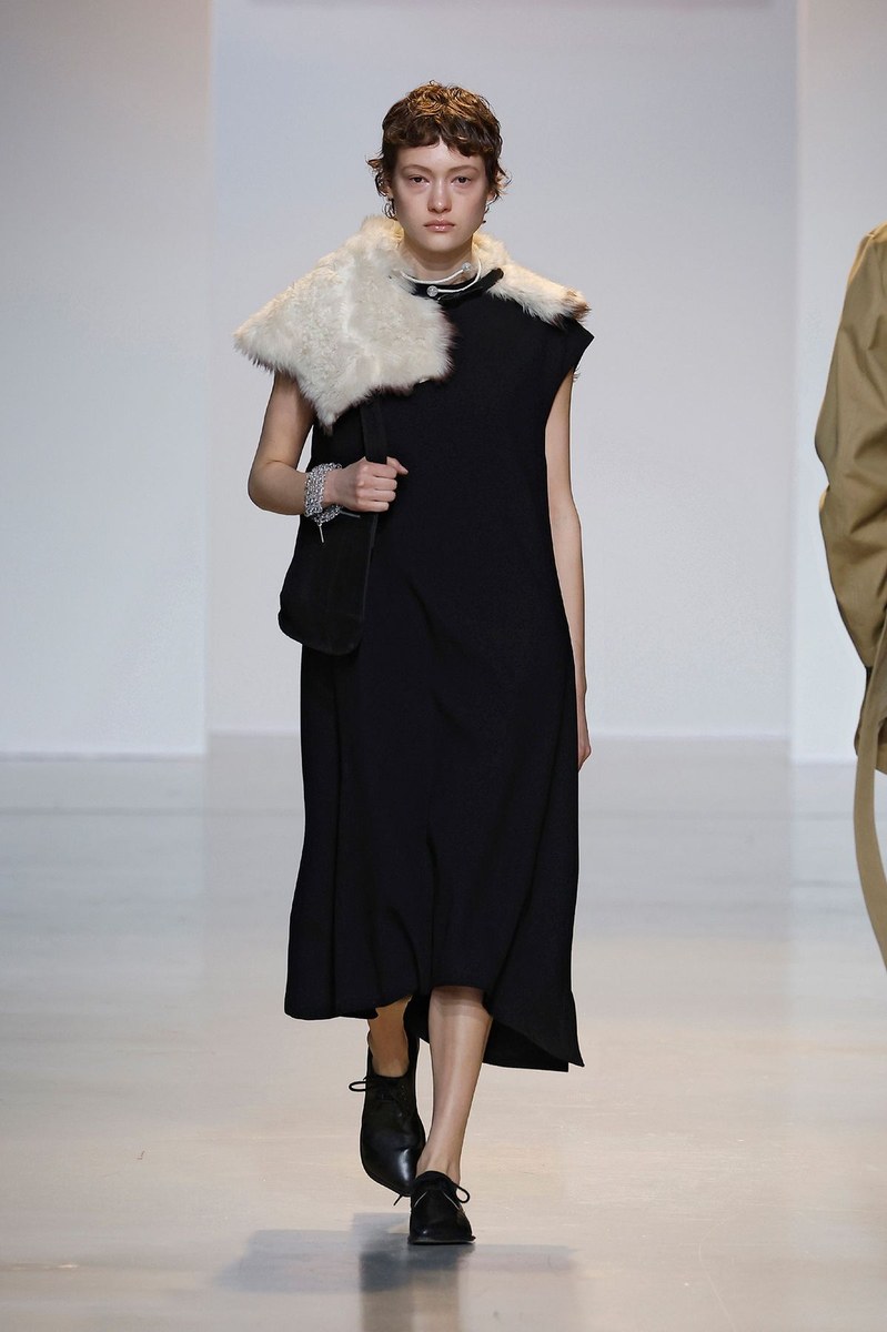 Look 35