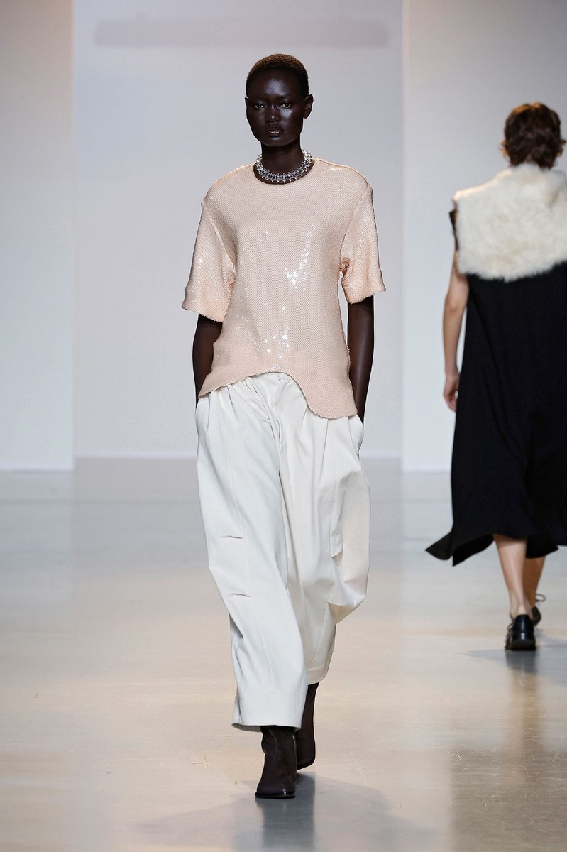 Look 37