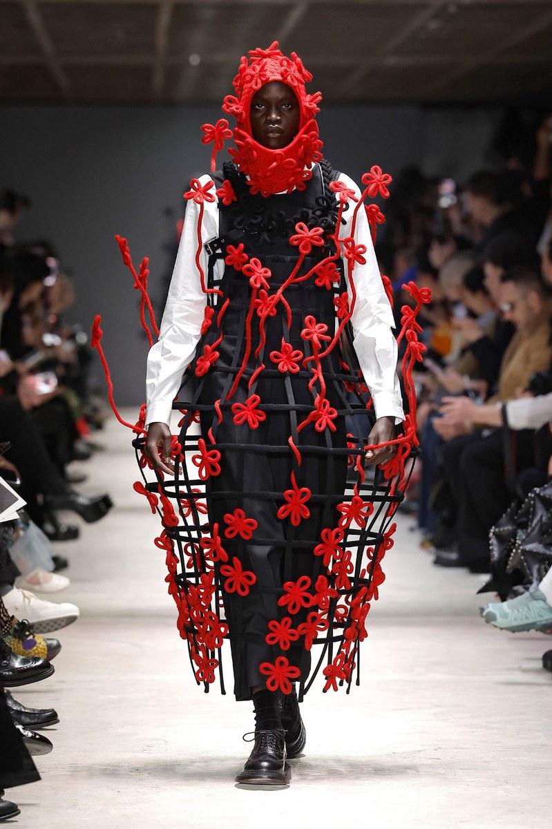 Look 28
