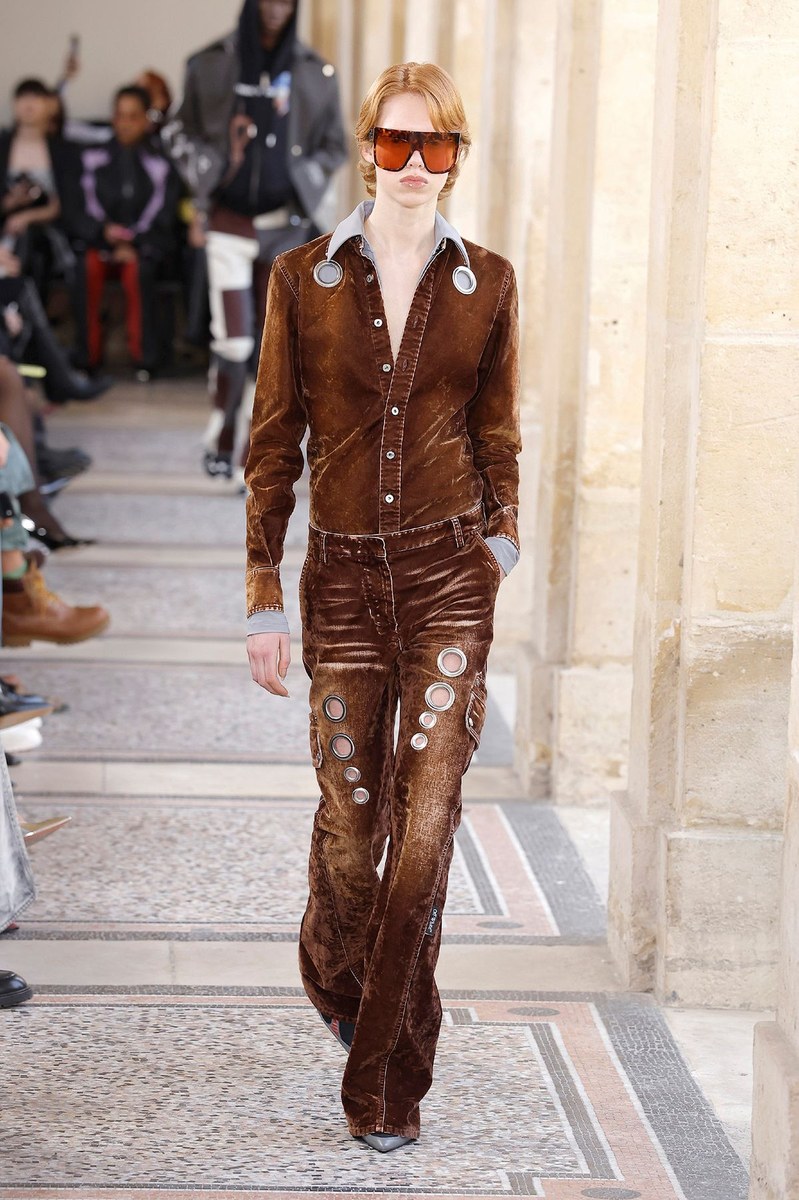 Look 3