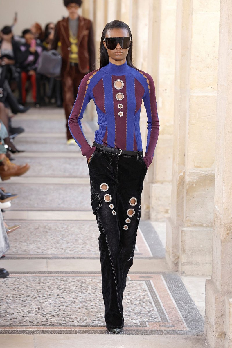 Look 8
