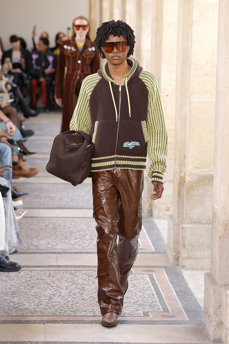 Look 12