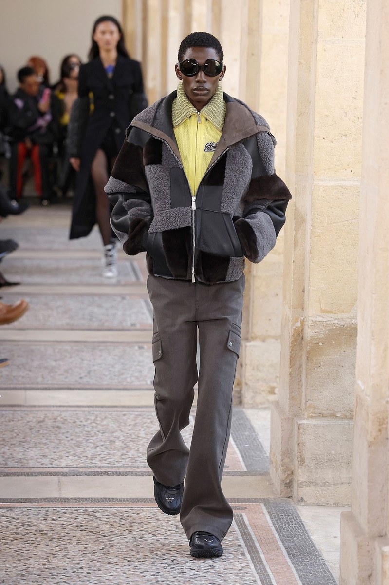 Look 14