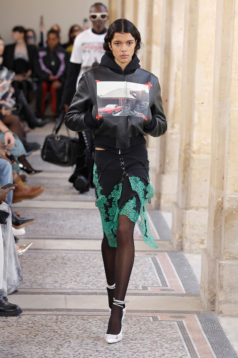 Look 23