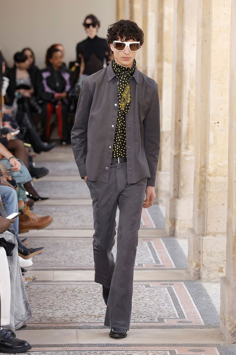 Look 35