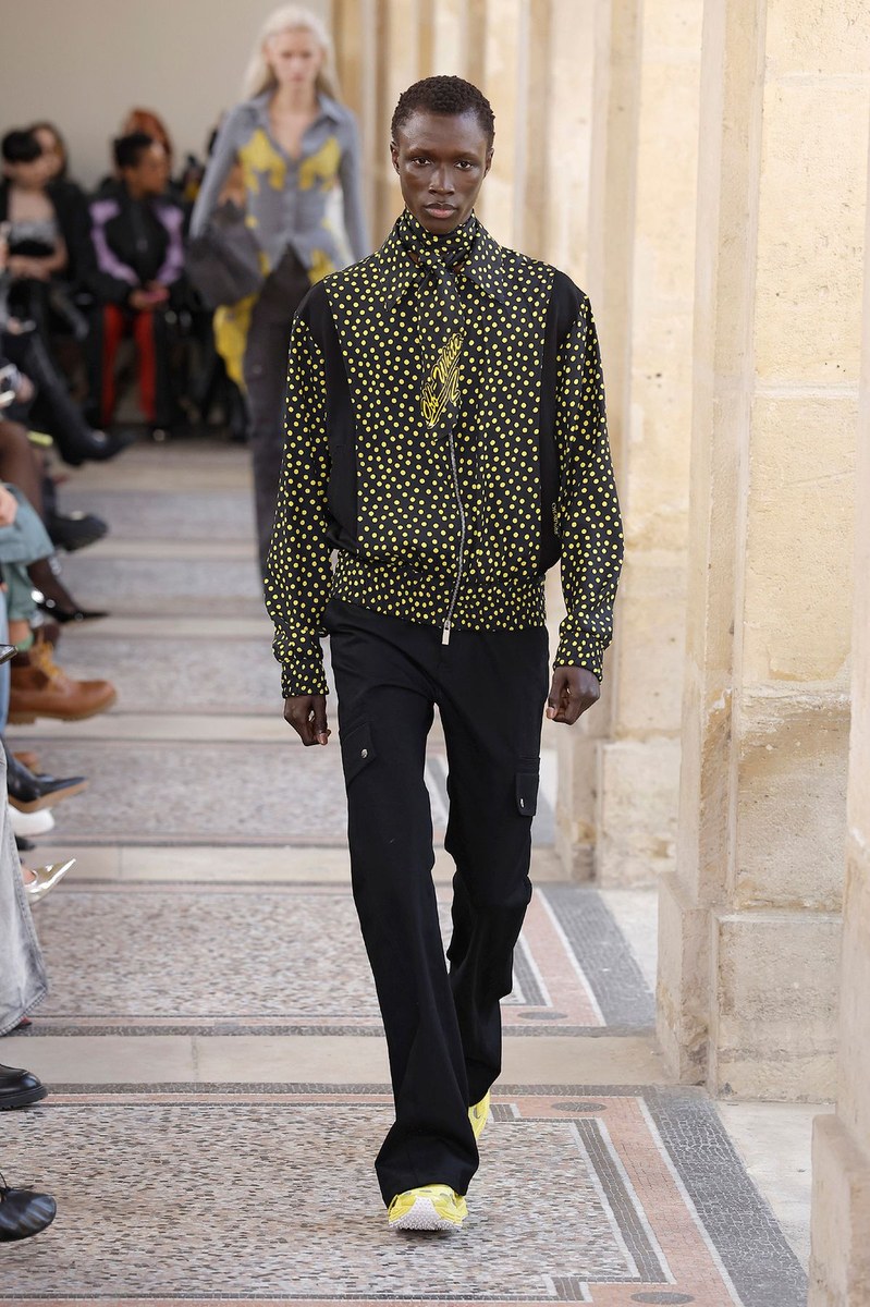Look 37