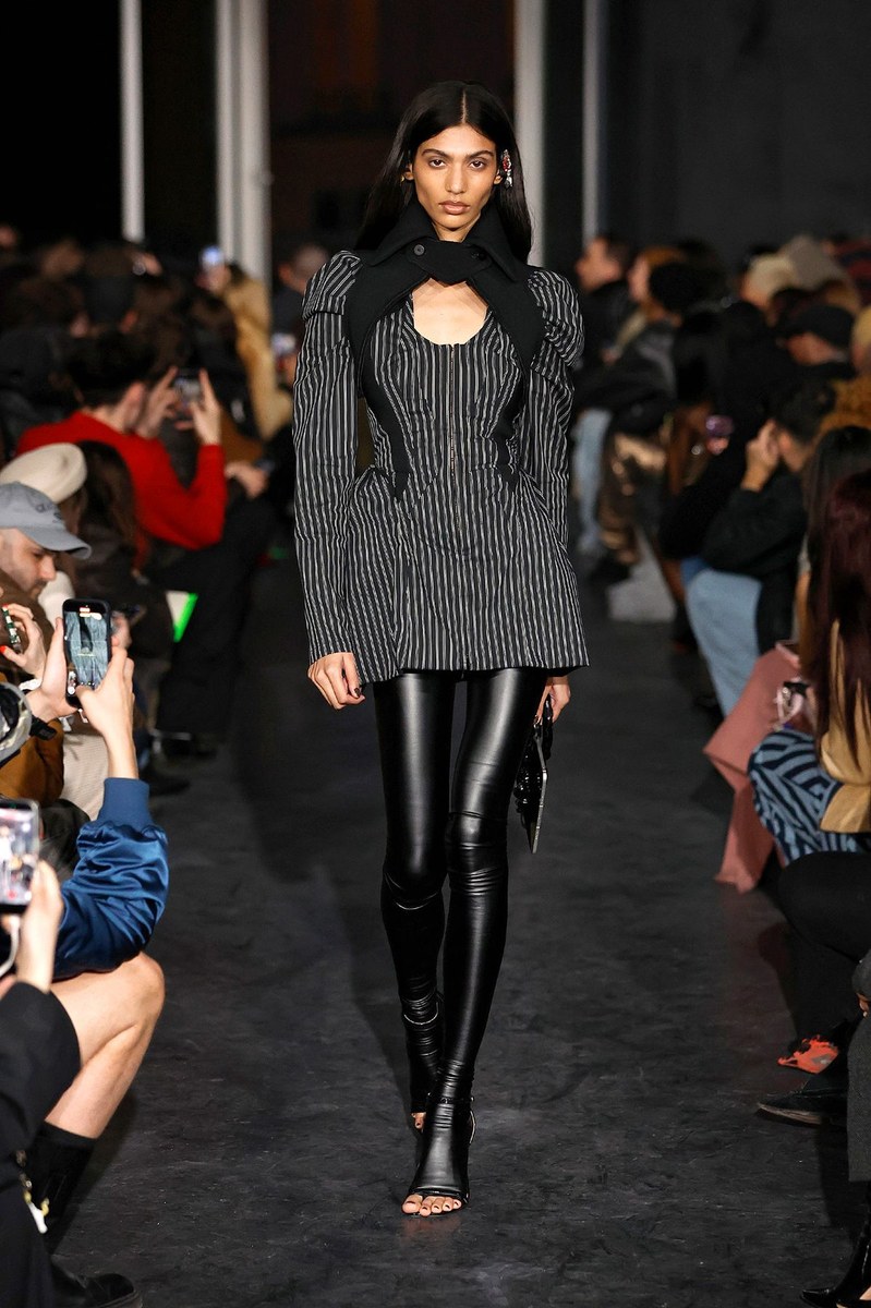 Look 9