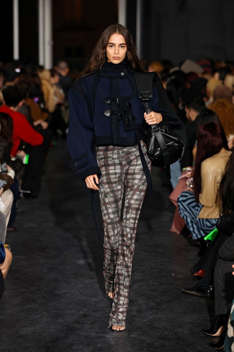 Look 27