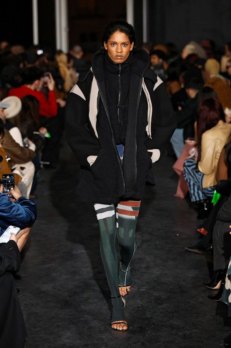 Look 30