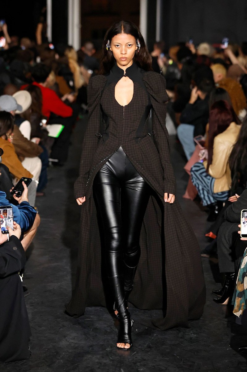 Look 38