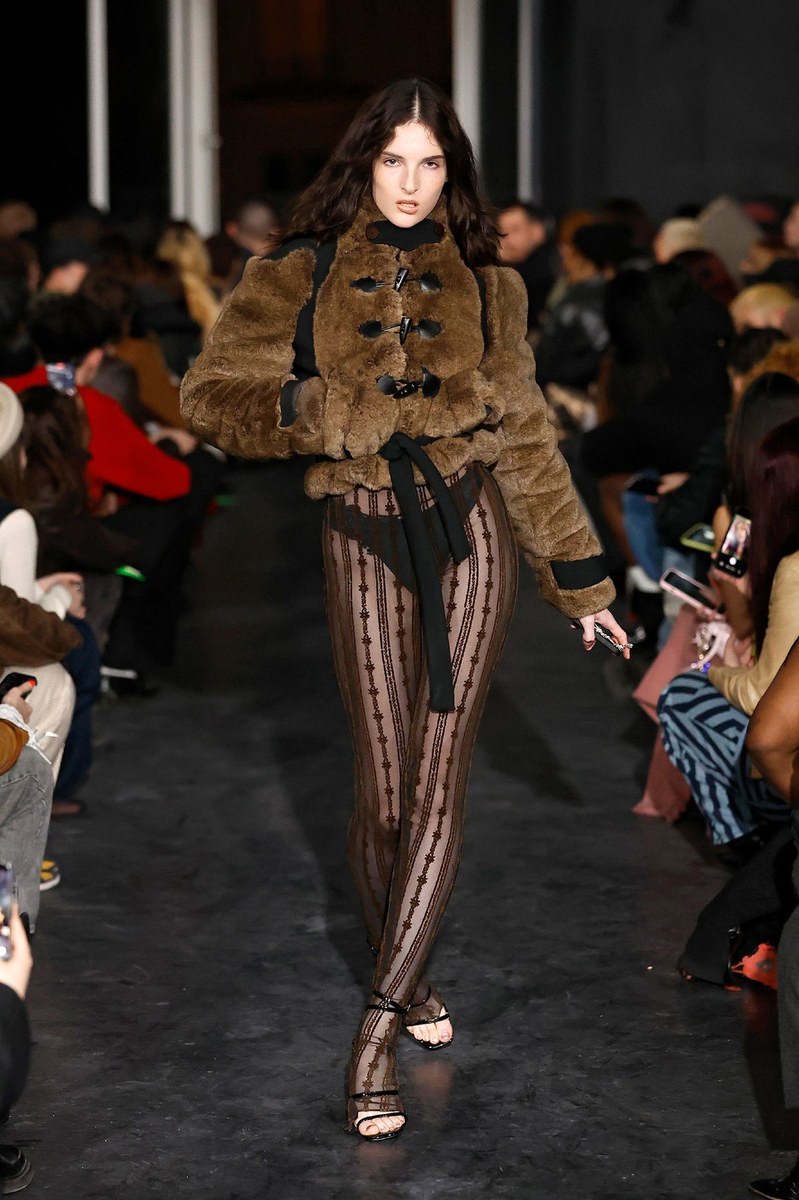 Look 45