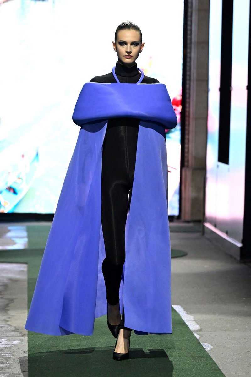 Look 5