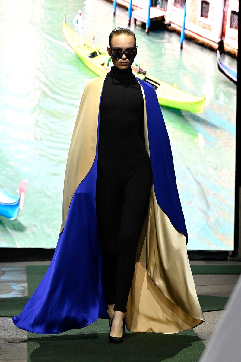 Look 7