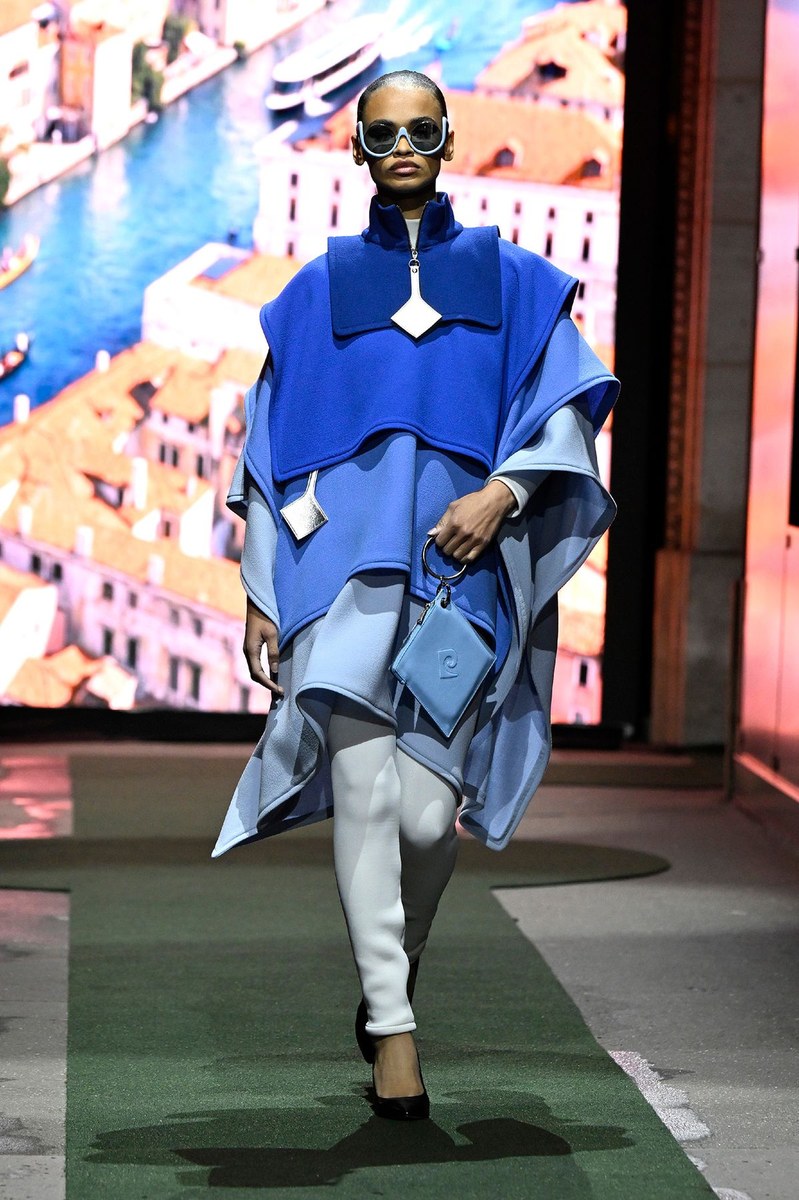 Look 22