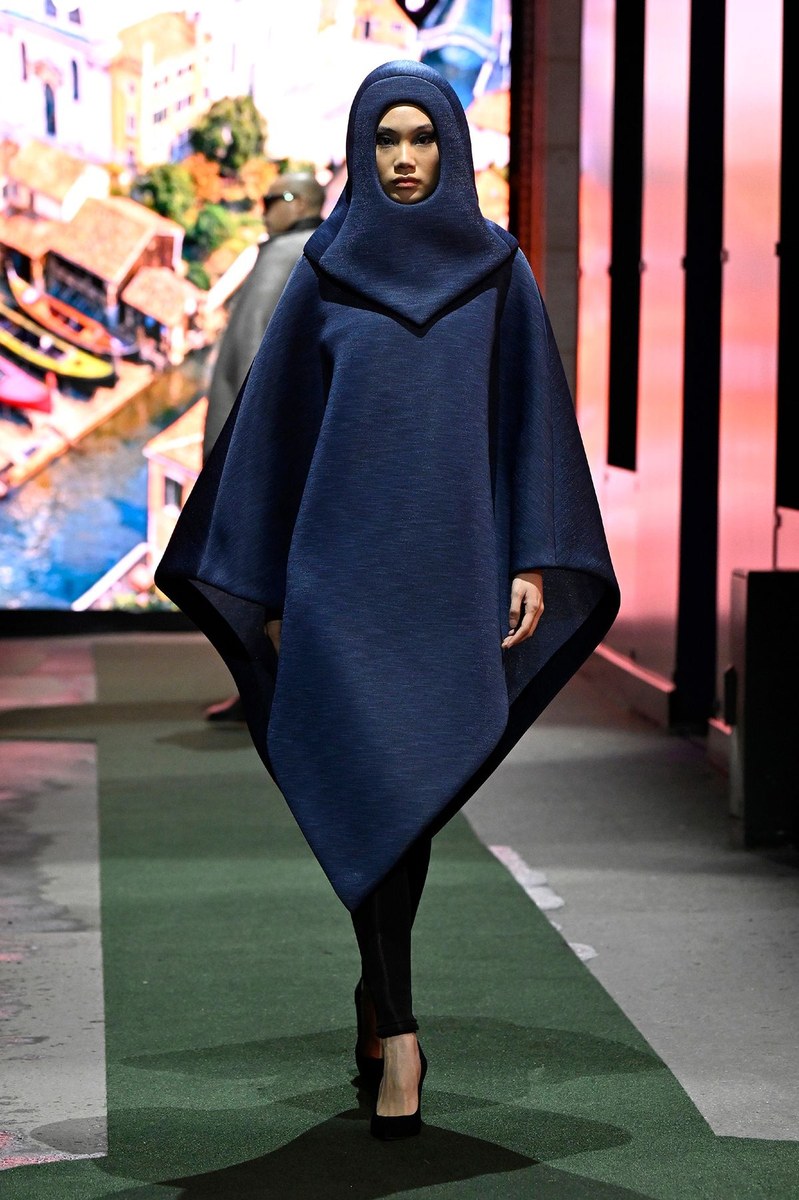 Look 24