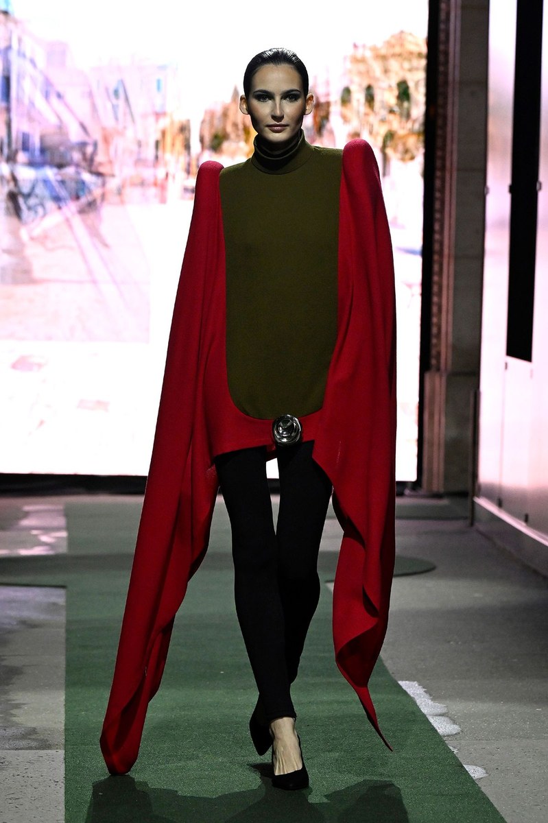 Look 30