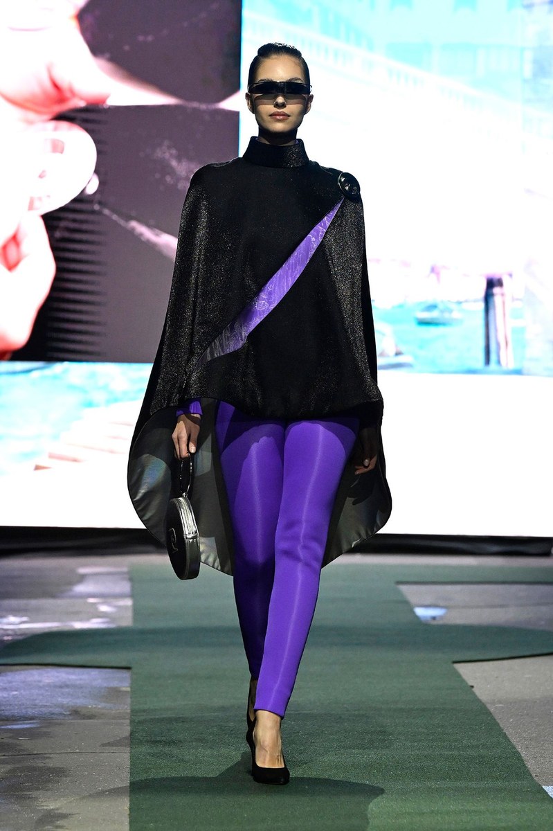 Look 44