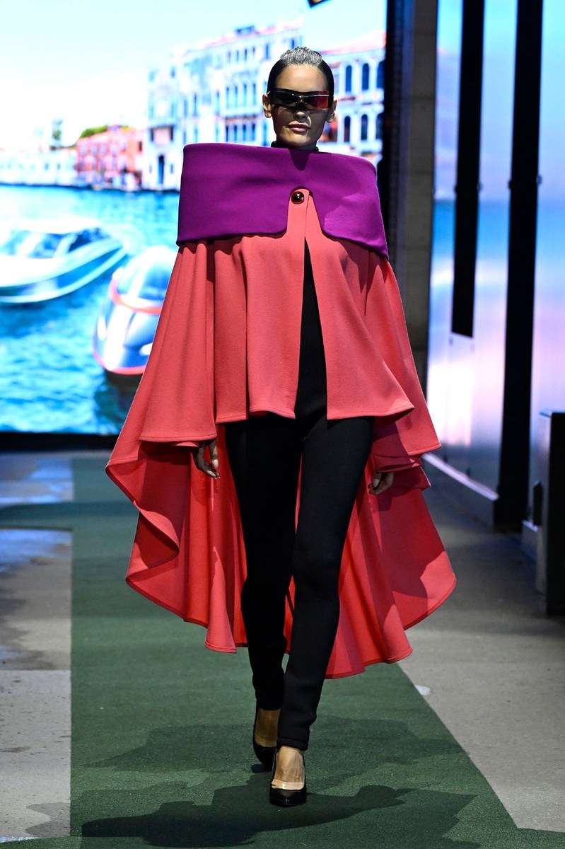 Look 45