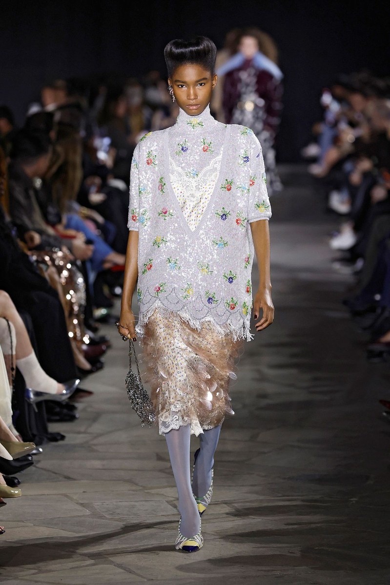 Look 7