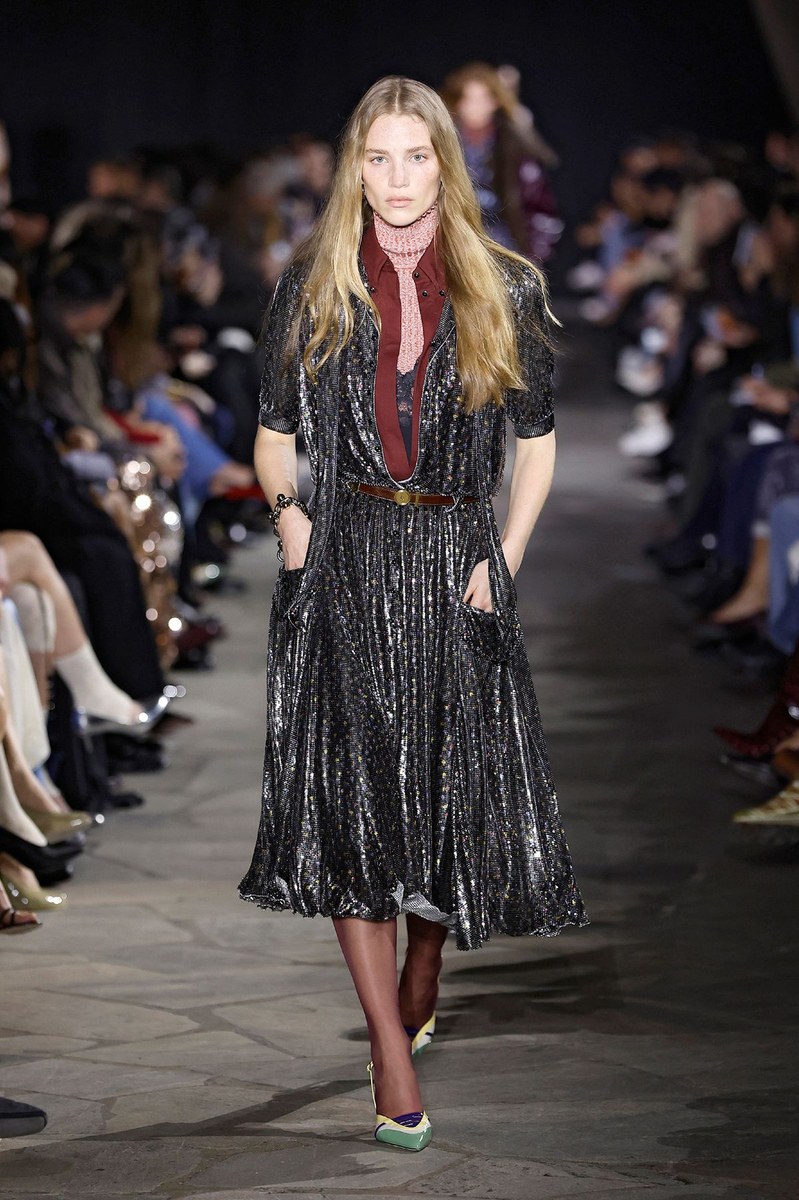 Look 9