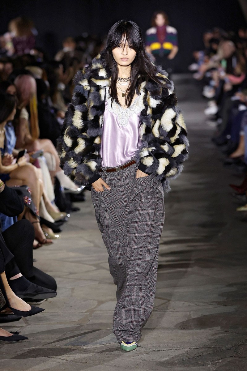 Look 11