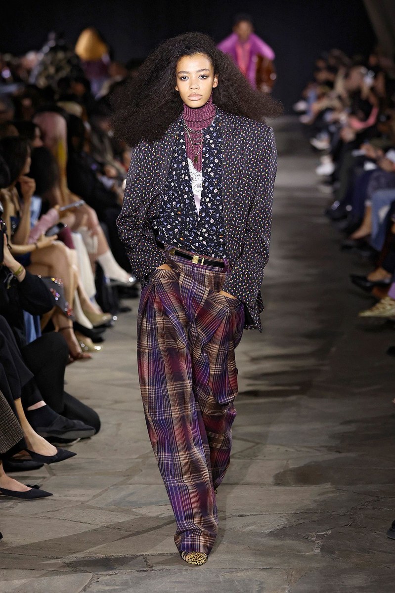 Look 13