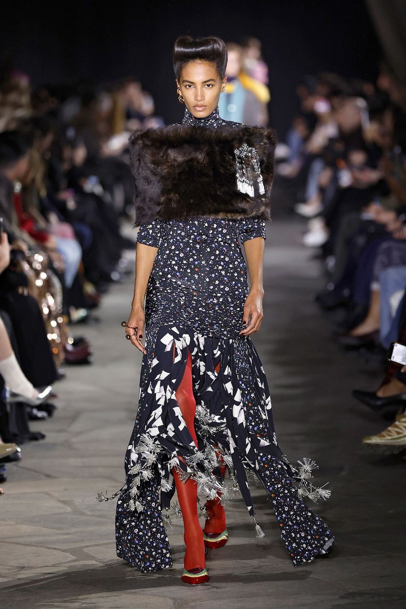 Look 29