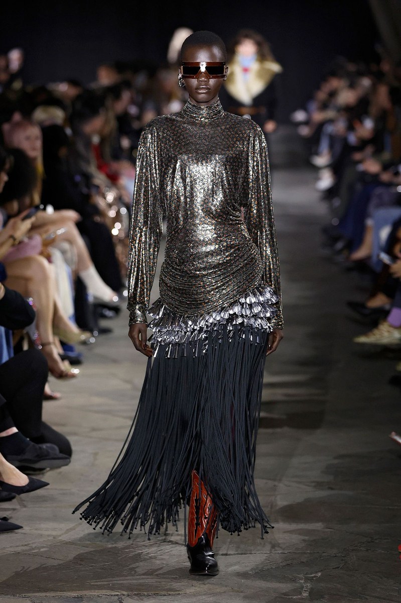 Look 34