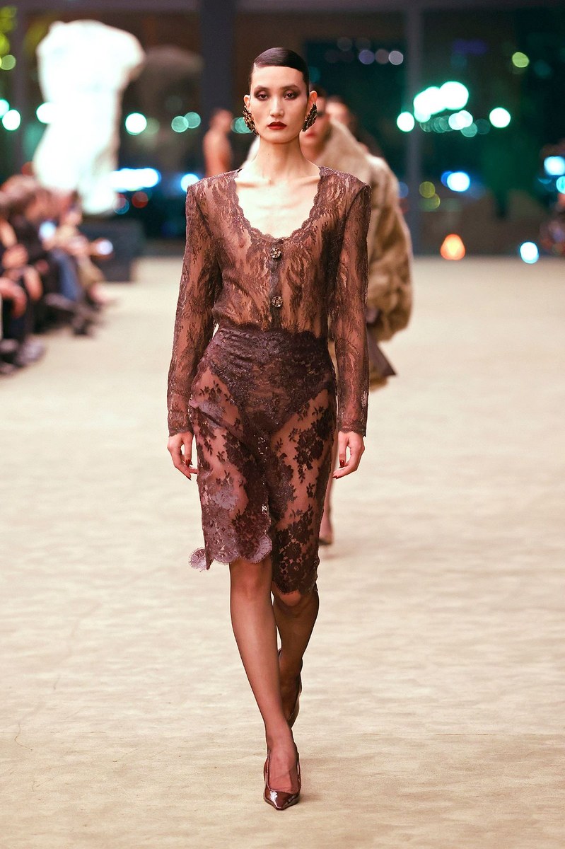 Look 22