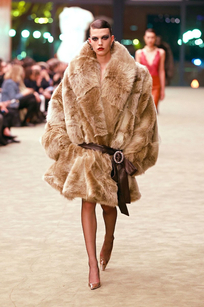 Look 23