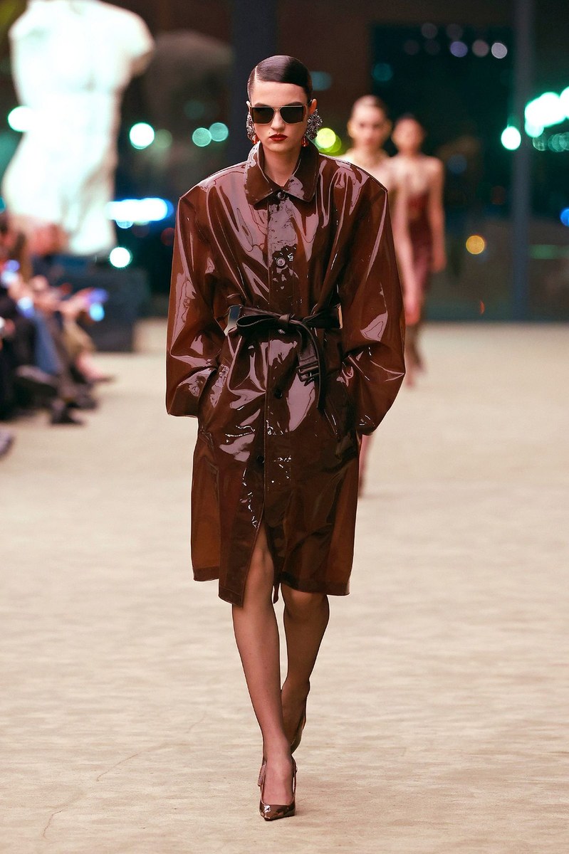 Look 29