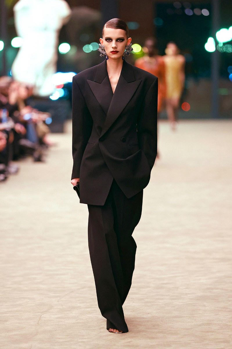 Look 40