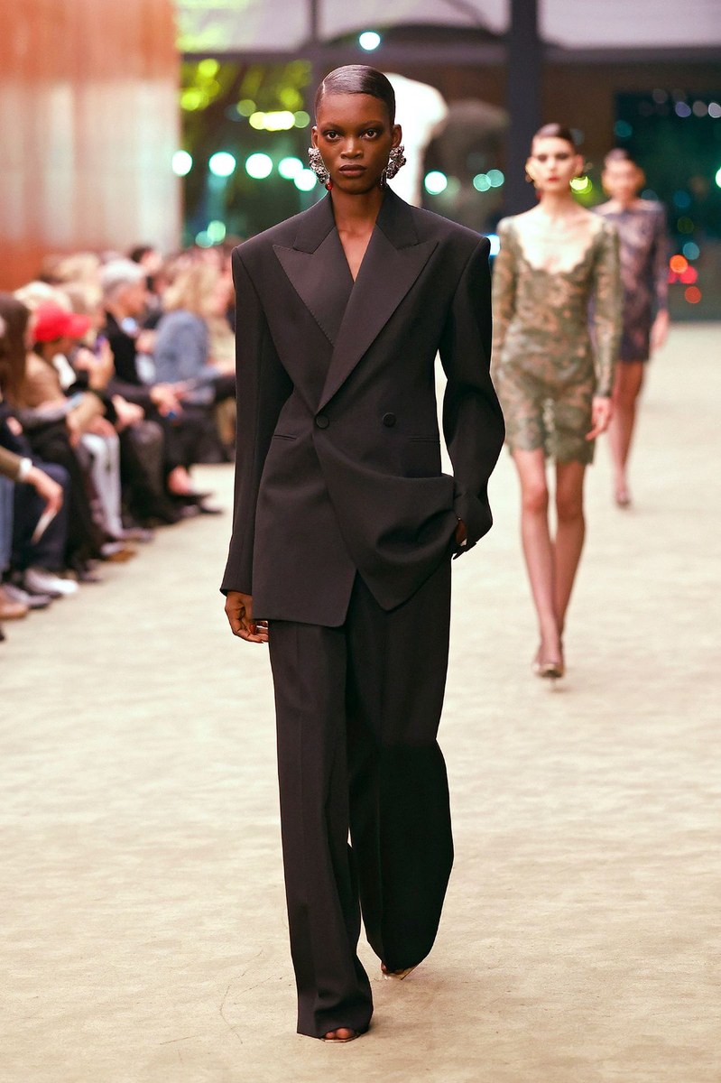 Look 46