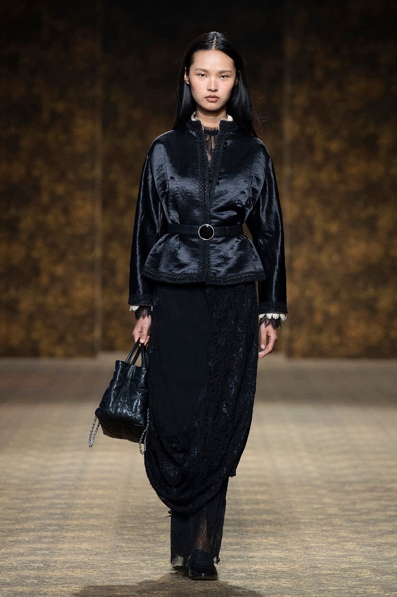 Look 2
