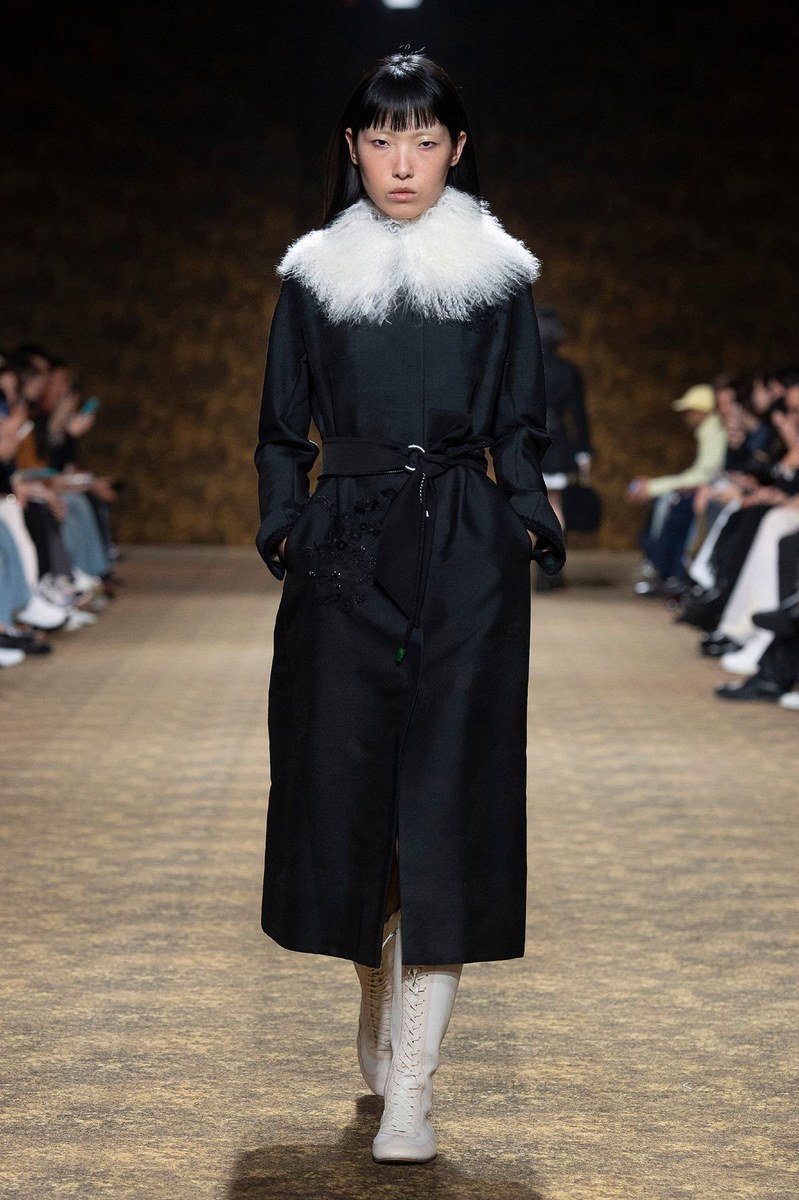 Look 7
