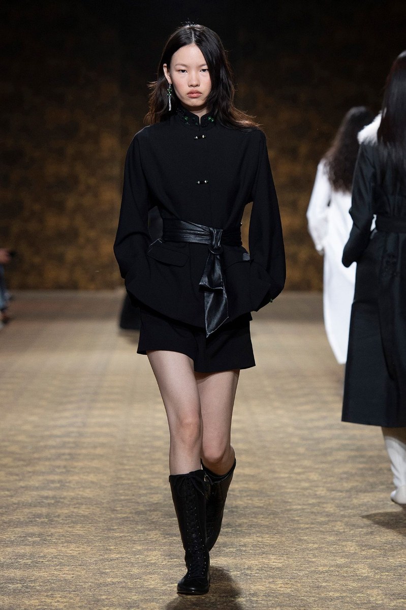 Look 8