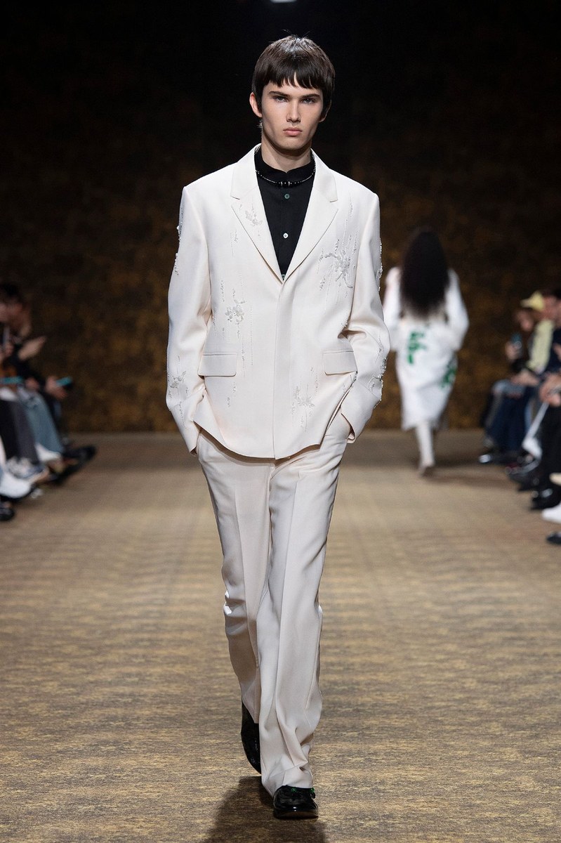 Look 39