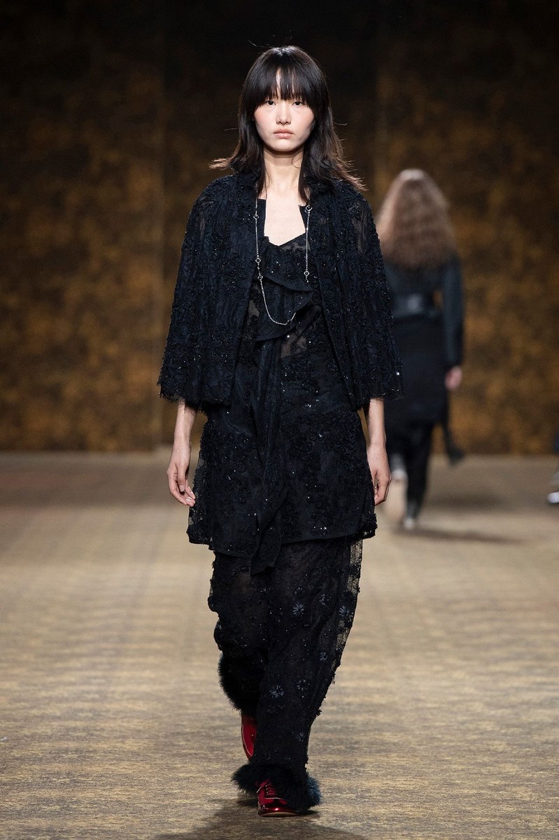 Look 44
