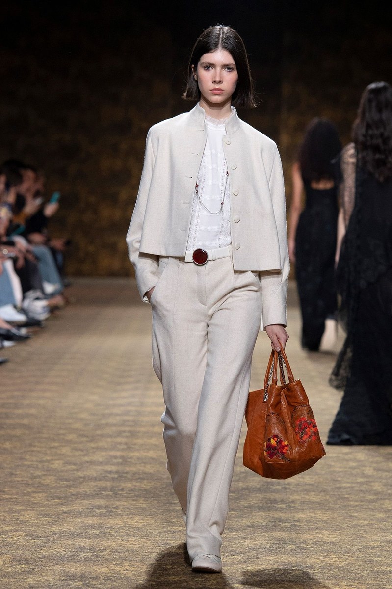Look 57