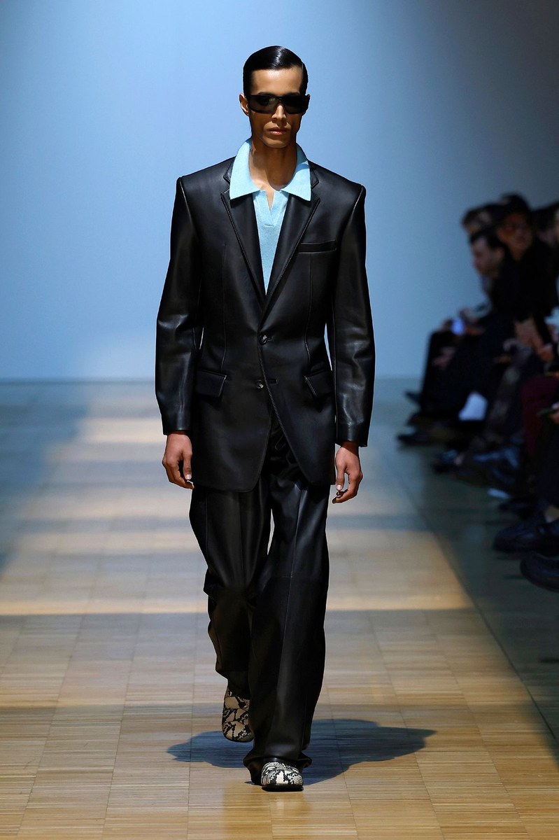 Look 4