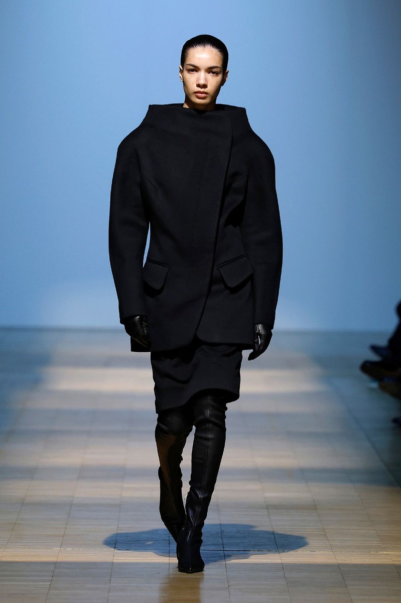 Look 9