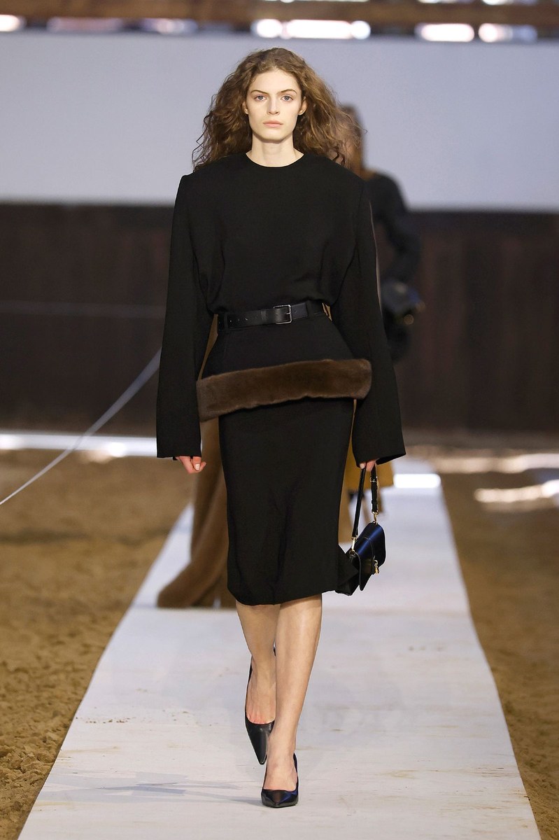 Look 2