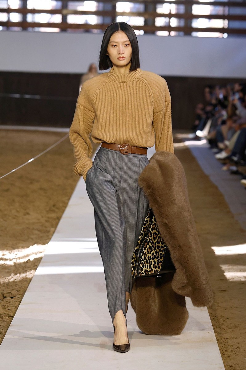 Look 8