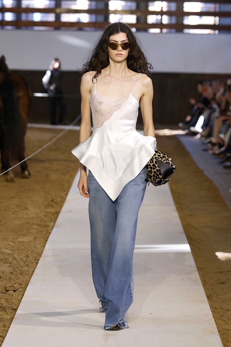 Look 35